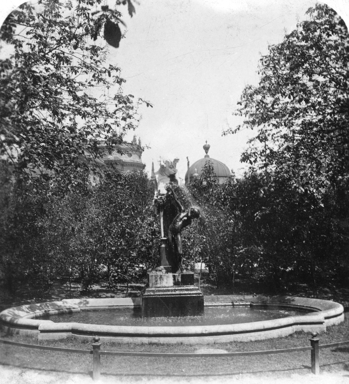 Fountain, München, Tyskland, c1900. af Wurthle and Sons