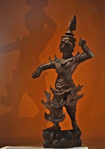 Maskeret danser (træ)