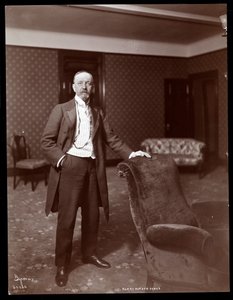 Henry Arthur Jones, 1905 (sølvgelatineprint)