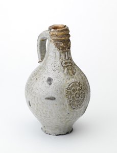 Bellarmine kande, ca. 1660-70 (saltglaseret stentøj)