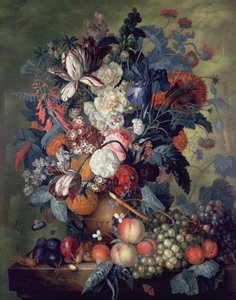 En Vase med Blomster med Frugt
