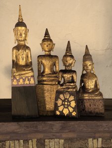 Wooden Votive Buddhas, Nordthailand (træ)