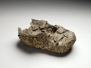 Eremits støvle, Tradescant Gallery (læder og jern)