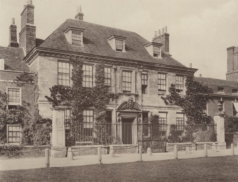 Hus i nærheden, Salisbury af Charles Latham
