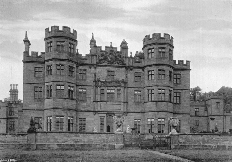 Methley Hall af Charles Latham