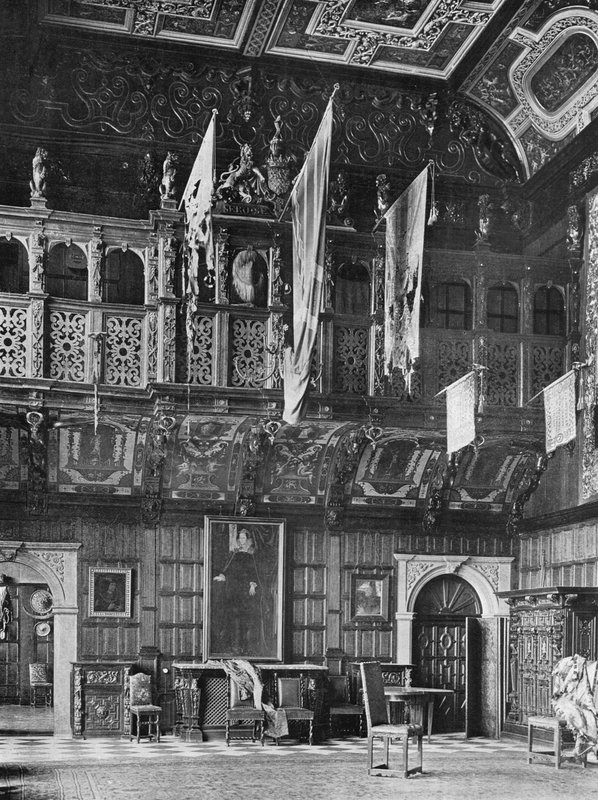 The Marble Hall, East End (s/h foto) af Charles Latham