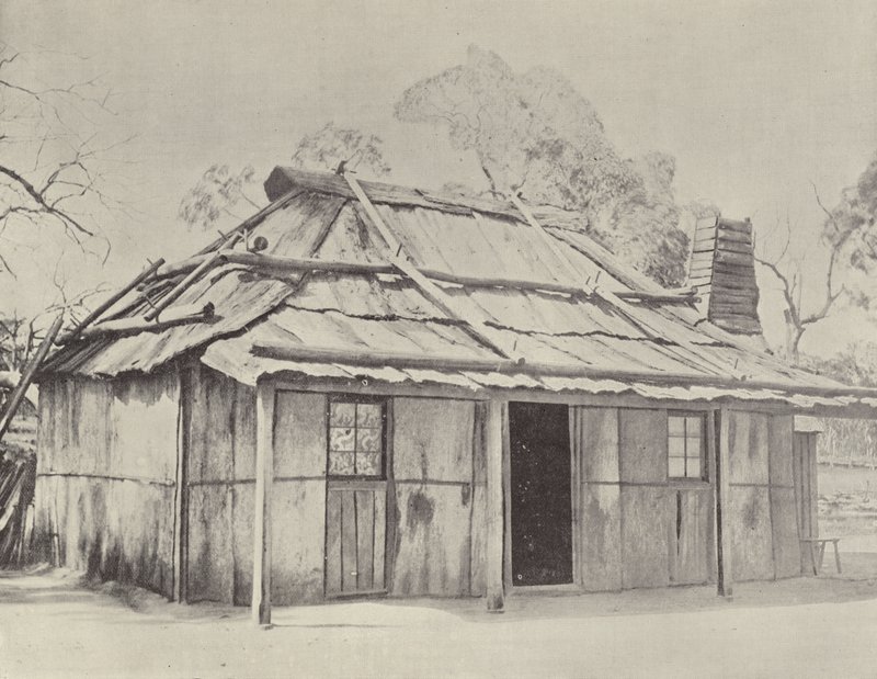 En Bark Hut af English Photographer