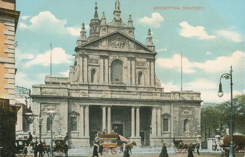 Brompton Oratory af English Photographer