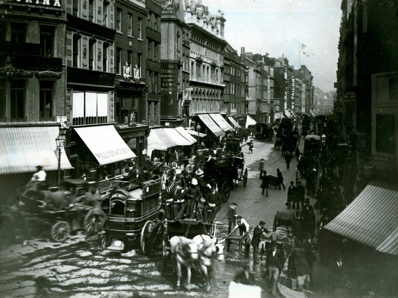 Cheapside, London af English Photographer