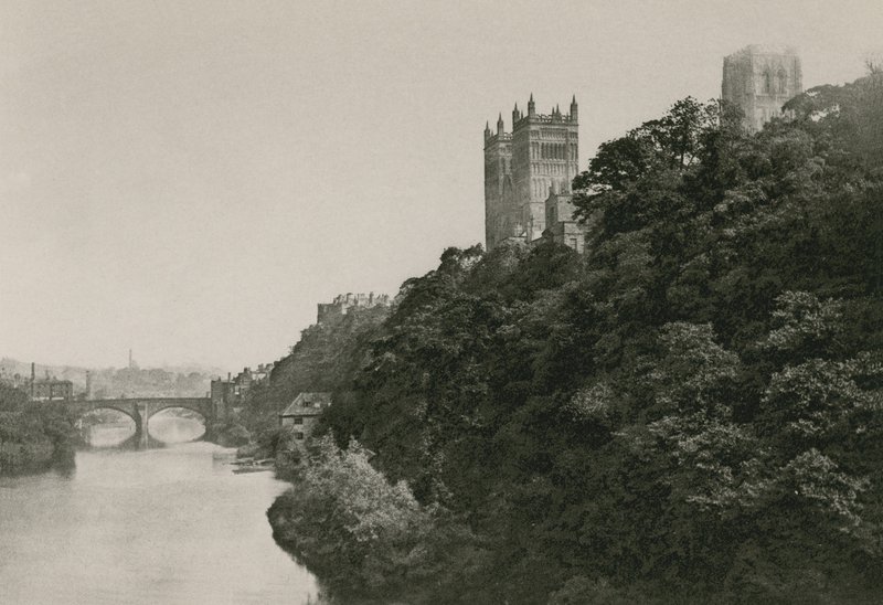 Durham Cathedral, fra Prebend Bridge af English Photographer