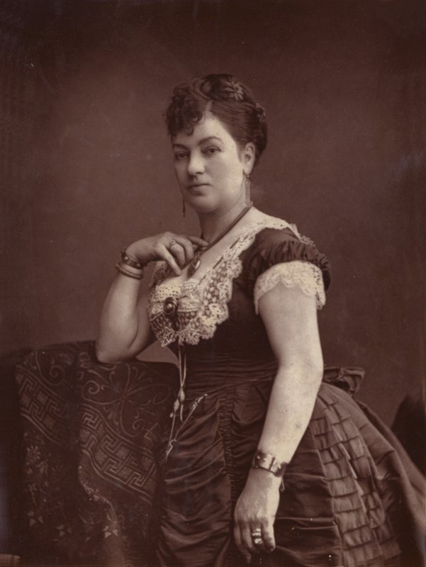 Elinor Bufton af English Photographer
