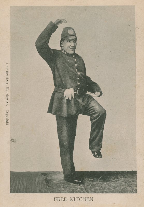 Fred Kitchen, dansende politimand af English Photographer