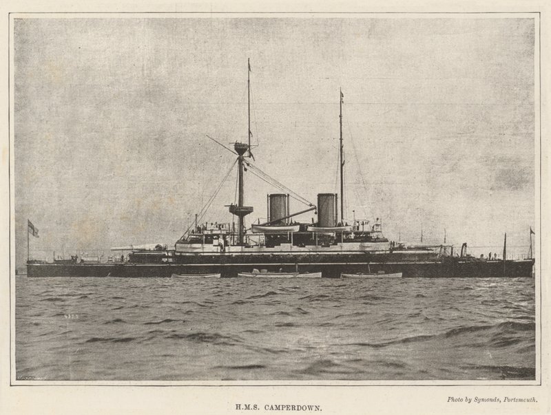 HMS Camperdown af English Photographer