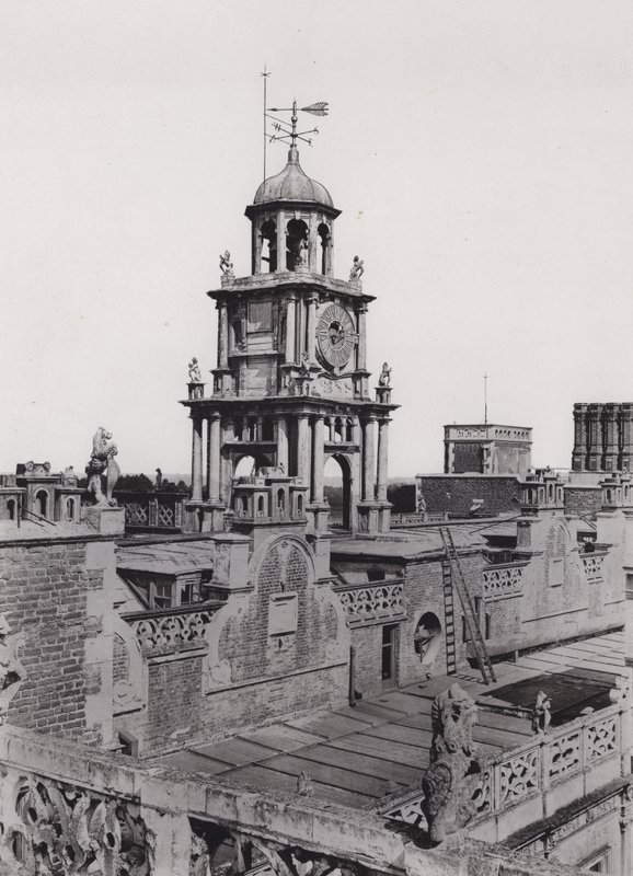 Hatfield House, The Clock-Turret (s/h-billede) af English Photographer