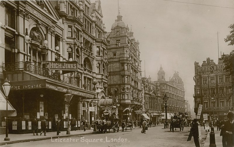 Leicester Square, London af English Photographer