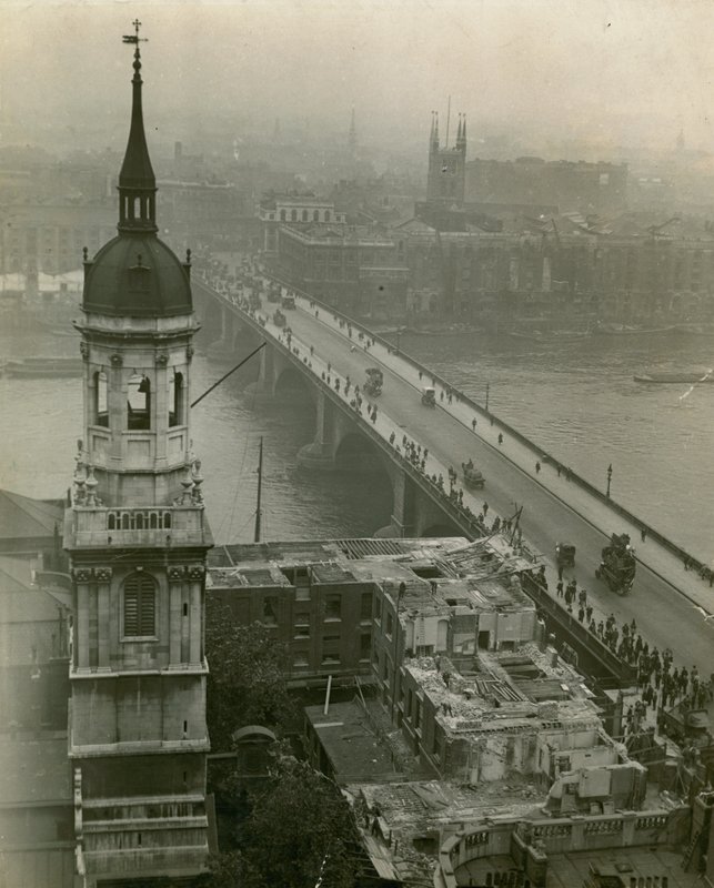 London Bridge, 18. august 1920 af English Photographer