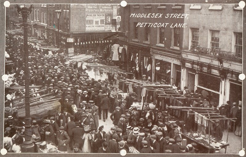 Middlesex Street på Petticoat Lane af English Photographer