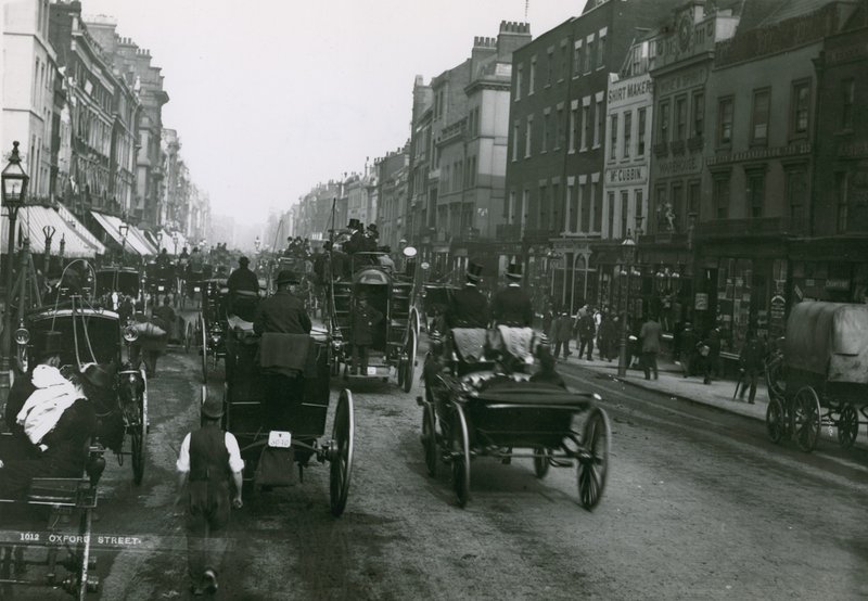 Oxford Street, London af English Photographer