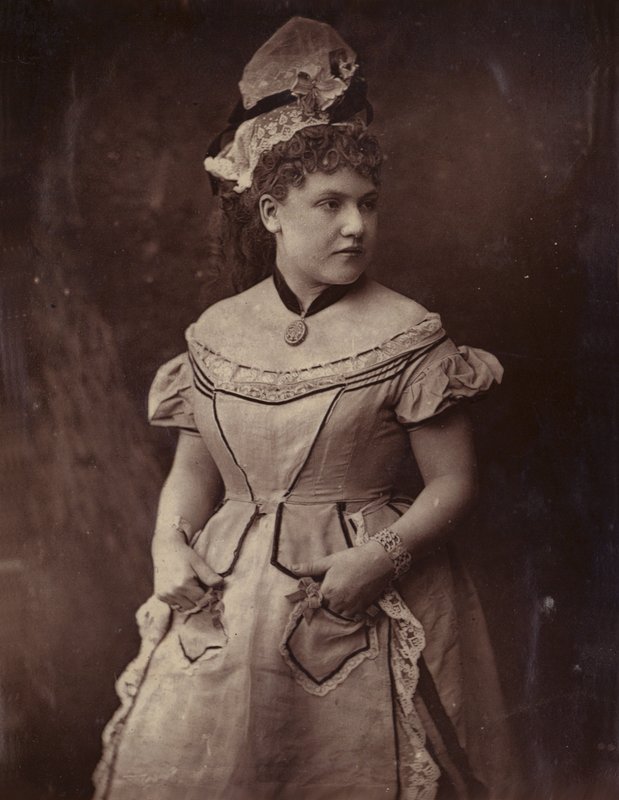 Pauline Rita af English Photographer