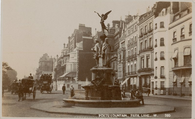 Poets Fountain, Park Lane, London af English Photographer