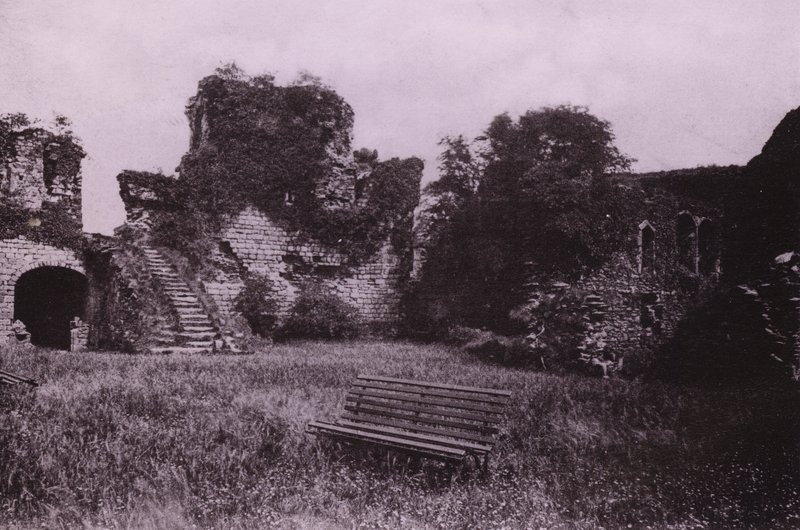 Rothesay Castle (s/h-billede) af English Photographer