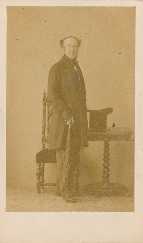 Sir Robert Murchison af English Photographer