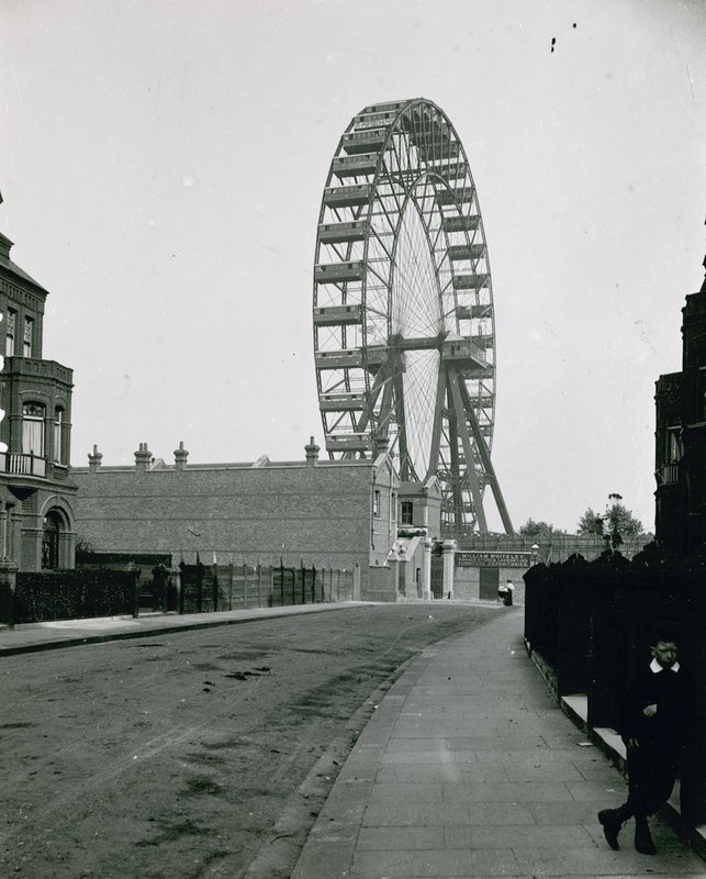 The Great Wheel, Earls Court; London af English Photographer