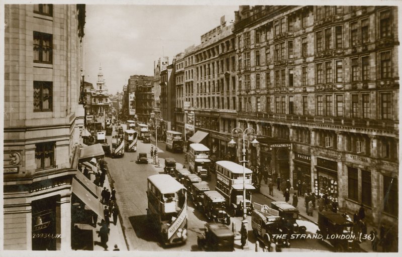 The Strand, London af English Photographer