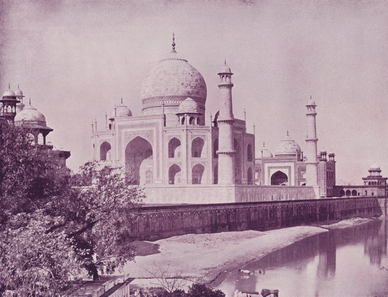 Taj, Agra af English Photographer