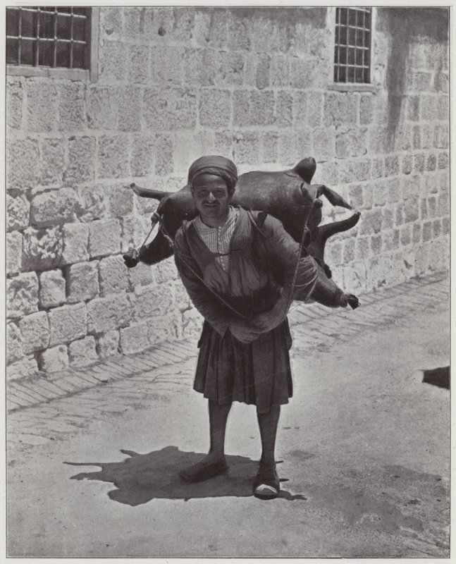 Jerusalem, en vandbærer (s/h foto) af European Photographer