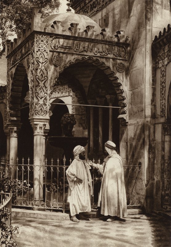 Oran, moske springvand (s/h foto) af European Photographer