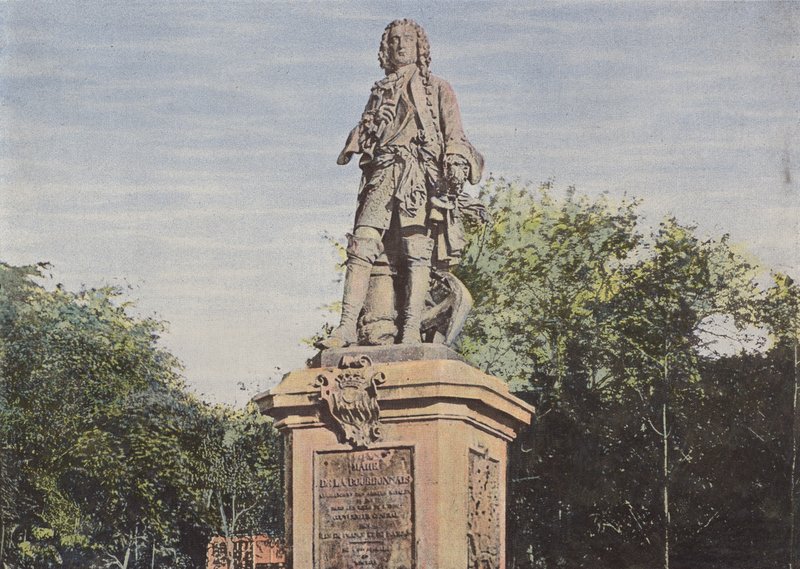 Statue af Mahe Labourdonnais, Regeringspladsen af European Photographer