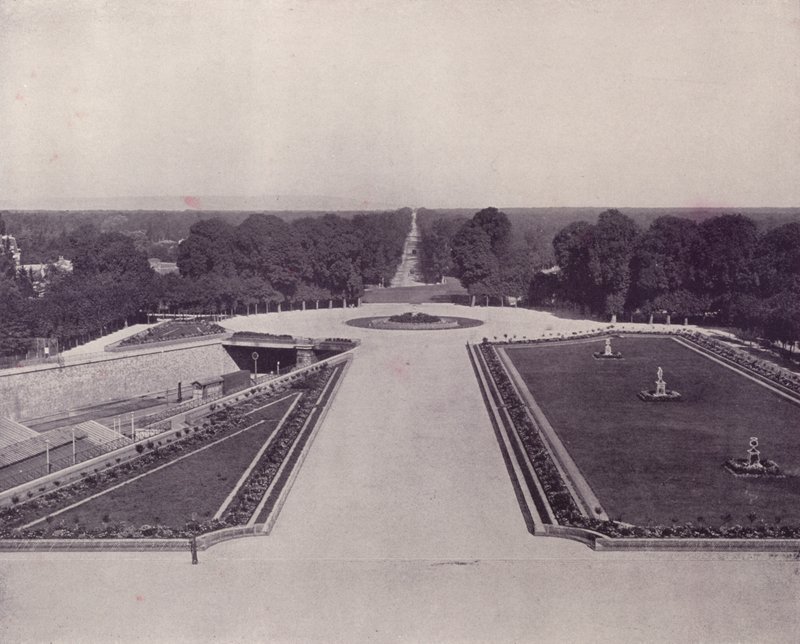Avenue des Loges, St Germain-en-Laye (s/h-billede) af French Photographer