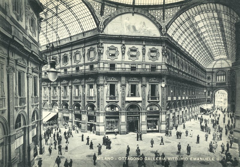 Milano, Italien, Galleri Vittorio Emanuele II af Italian Photographer