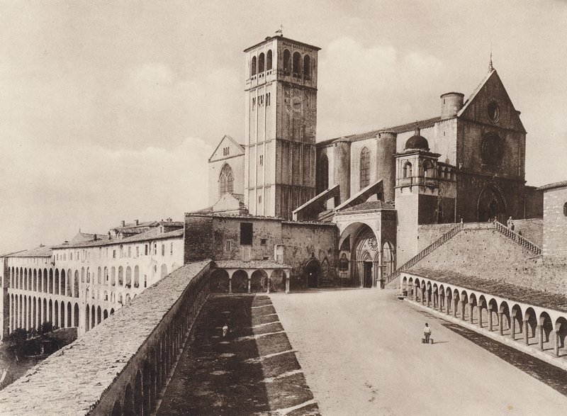 Assisi: Basilica of S Francesco (s/h foto) af Italian Photographer