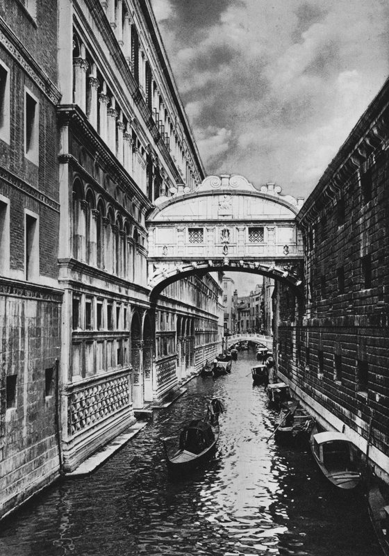 Venedig, Sukkenes Bro (s/h-billede) af Italian Photographer