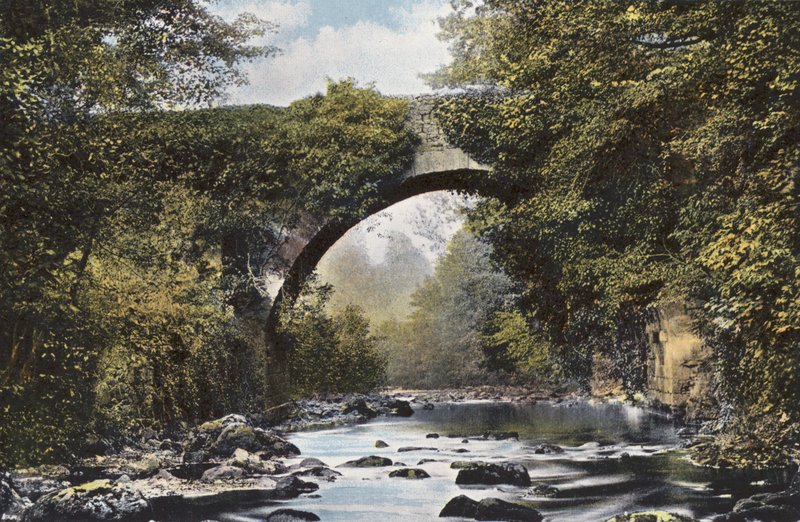 Irland: Dargle Bridge, County Wicklow (farvet foto) af Photographer Irish